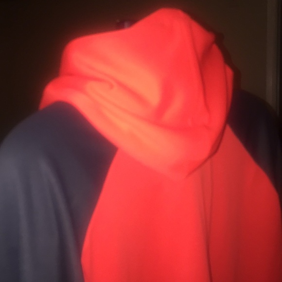 📢📢ADIDAS SPORT SWEATER📢📢 - Picture 4 of 5